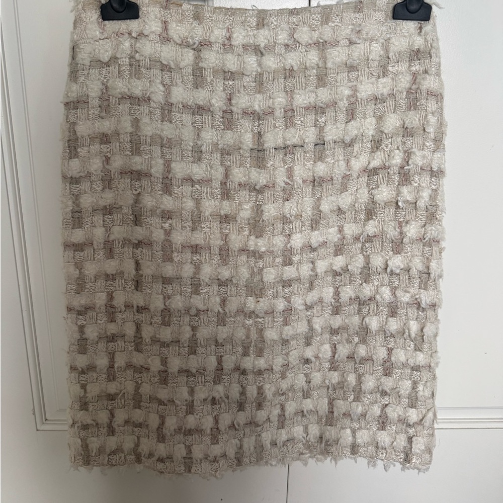 Chanel Tweed Skirt size 40